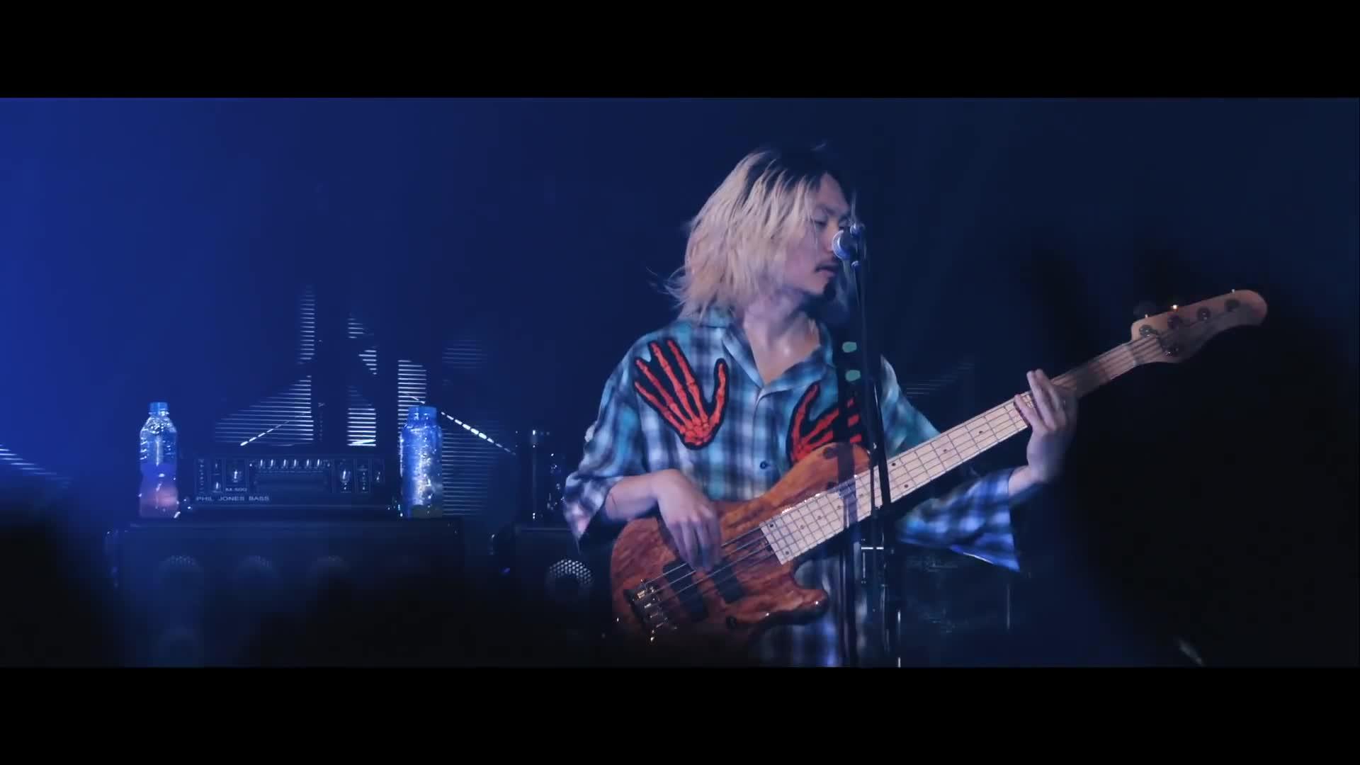 One Ok Rock - Wasted Nights (Live Video)